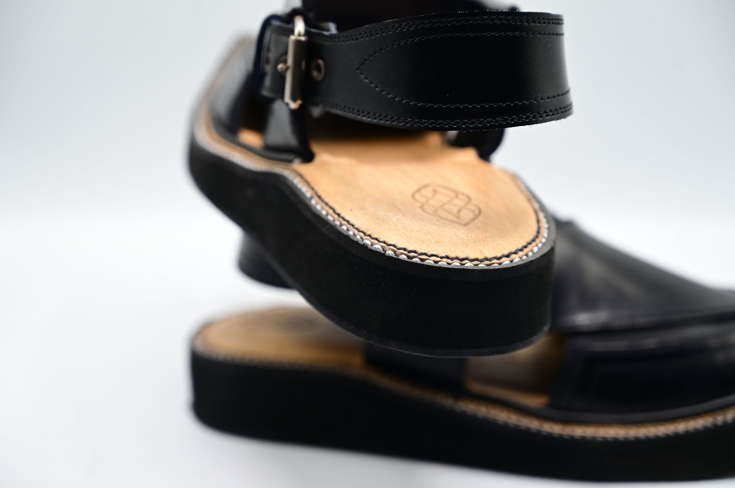 Premium Black Peshawari Kaptaan Chappal Black